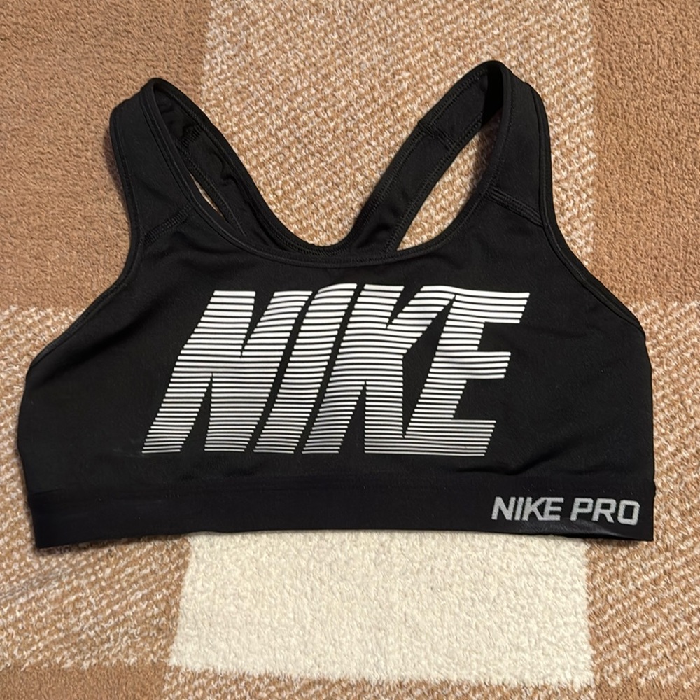 Black Nike sports bra